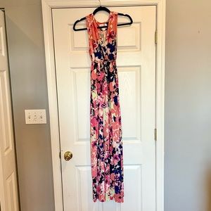 Maternity maxi dress
